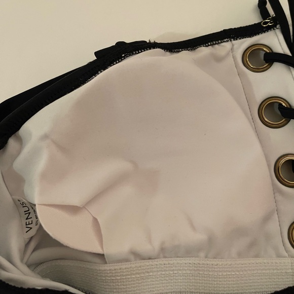 Venus Black spaghetti strap, top lace up in front size small - Picture 5 of 8